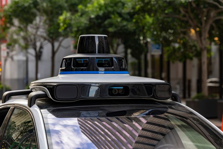 driverless robotaxi pickups